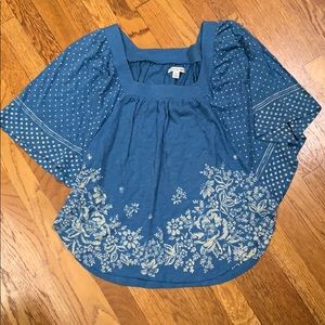 American Eagle Flowy top
